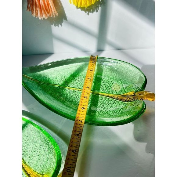 🎉hp🎉vintage Art Glass Leaf Nesting Plates by Dynasty Gallery 14”&10 Green Gold - Picture 6 of 8